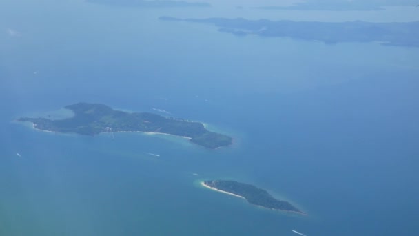 Letecký Pohled Okna Letadla Výhledem Tropické Ostrovy Oceánu Jihu Thajska — Stock video