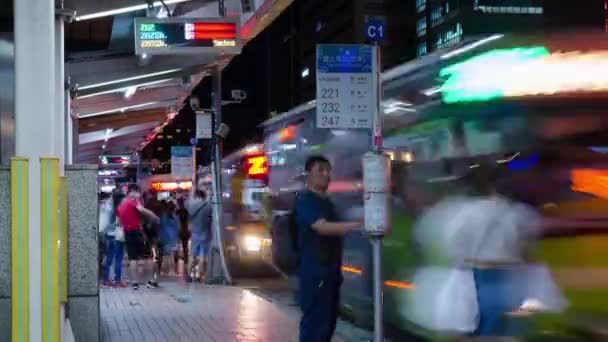 Juli30 2023 Taipei Taiwan Night Uitzicht Timelapse Landschap Bij Bushalte — Stockvideo