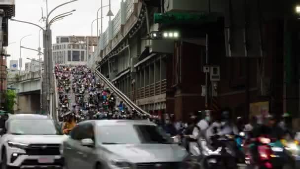 Trafiğin Yoğun Olduğu Sabah Tayvan Taipei Şehrine Doğru Gelen Yoğun — Stok video