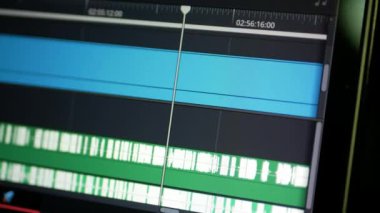 Video dosyası dışarıya aktarılırken ses ekranındaki ses grafiğine seçici odak görünümü, durum teknolojisi ekran arkaplanı oluşturuluyor