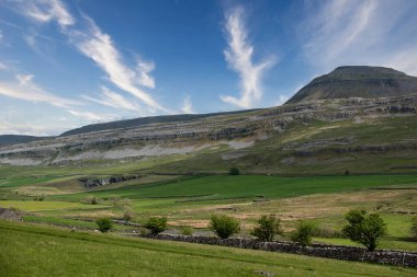 Yol manzarası, gün batımı dağ, güneş doğumu, doğa manzarası doğa arkaplan doğa, doğa arkaplan doğa, doğa arkaplan, doğa, dağ manzarası. 