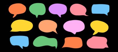 Boş metin şekilleri. Sıvı soyut konuşma baloncukları. El çizimi organik çerçeveler.