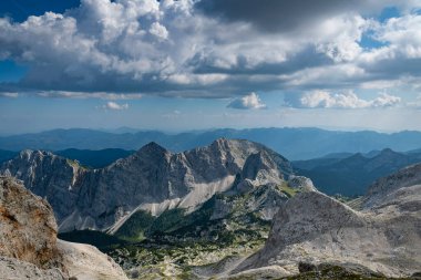 Slovenya dağları, Julian Alpleri Ağustos 'ta ele geçirildi