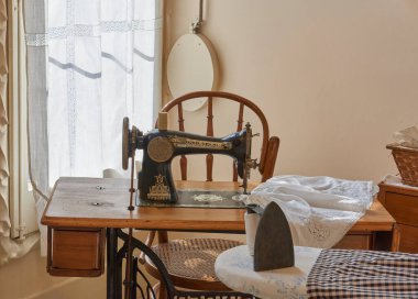 Gaudi Müzesi. Barselona, İspanya dikiş makinesi