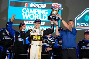 Zane Smith Avondale, AZ, ABD 'de NASCAR Dünya Kamp Şampiyonası' nı kazandı..