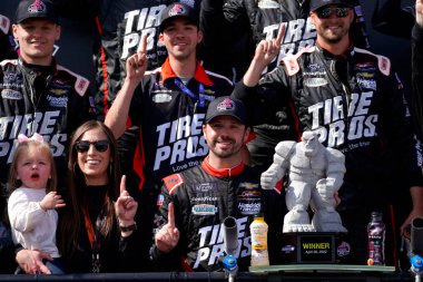 Josh Berry Dover, DE 'deki Dover Motor Yarış Pisti' nde A-GaAME 200 'ü kazandı..