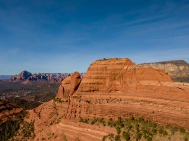 Amerika 'nın güneybatısındaki çölde güzel kaya oluşumları.