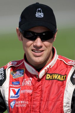 September 29, 2007 - Kansas City, KS, USA: Matt Kenseth waits to qualify at Kansas Speedway for the running of the NBS Yellow Transportation 300 in Kansas City, KS.