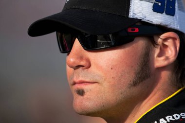 27 February 2009 NASCAR Shelby 427 Las Vegas, Nevada - Paul Menard at the Las Vegas Motor Speedway during qualifying for the running of the Shelby 427 in Las Vegas, Nevada.