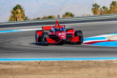 Kopenhag, Danimarka 'nın BENJAMIN PEDERSEN (55) (R) (Thermal CA' daki Termal Kulüp Açık Testi için yapılan bir alıştırma sırasında dönüşler boyunca seyahat etmektedir..