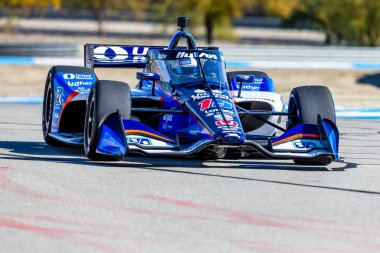 New Albany, Ohio 'dan GRAHAM RAHAL (15), Termal Klüp' ün Termal Klübü 'ndeki Termal Klüb Açık Sınavı sırasında dönüşler boyunca seyahat ediyor..