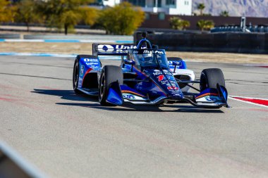 New Albany, Ohio 'dan GRAHAM RAHAL (15), Termal Klüp' ün Termal Klübü 'ndeki Termal Klüb Açık Sınavı sırasında dönüşler boyunca seyahat ediyor..