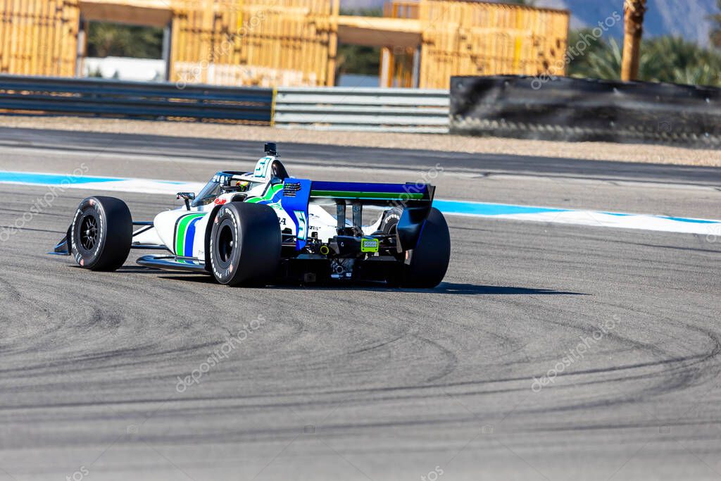 STING RAY ROBB (51) (R) de Payette, Idaho viaja a través de los giros
