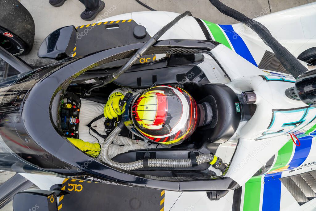 STING RAY ROBB (51) (R) of Payette, Idaho prepares to practice for The