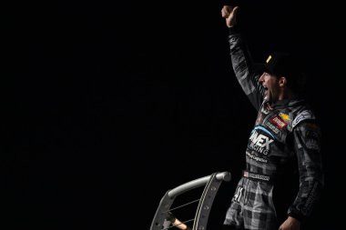 TRAVIS PASTRANA (67), Daytona Beach, FL 'deki Daytona International Speedway' de NextEra Energy 250 öncesinde hayranlarına tanıtıldı..