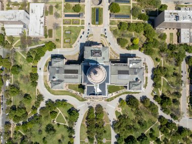 Teksas Eyalet Binası 'nın havadan görünüşü Austin, Teksas' ta..  