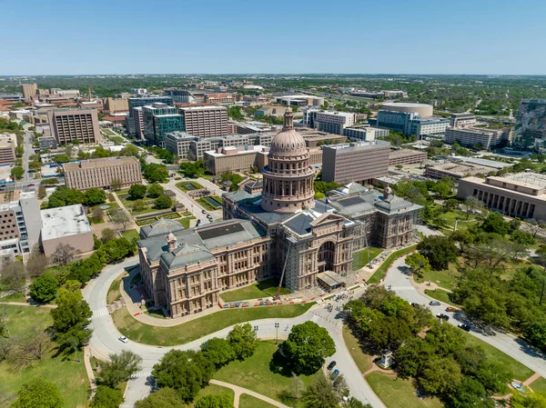 得克萨斯州奥斯汀市德克萨斯州国会楼的空中景观 — 图库照片