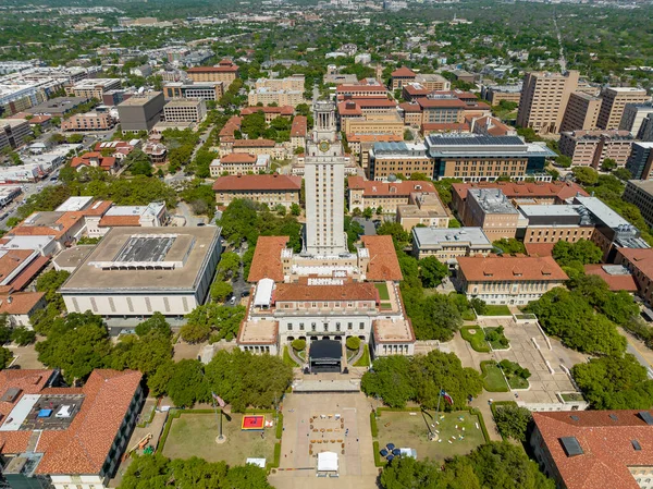 Tower 텍사스 다운타운 오스틴에 텍사스 대학교 오스틴 캠퍼스 중앙에 건물이다 — 스톡 사진