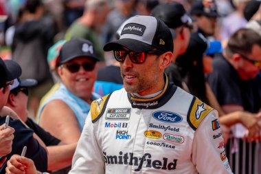 ARIC ALMIROLA (10), Austin, TX 'teki EchoPark Otomotiv Grand Prix öncesinde hayranlara tanıtılmıştır..