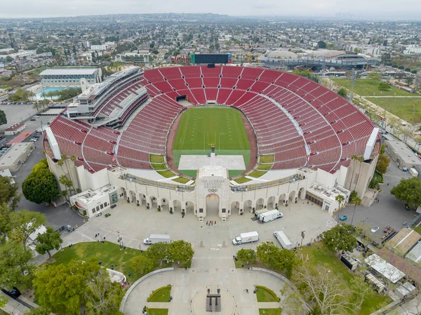 洛杉矶纪念体育馆 也被称为洛杉矶体育馆 竞技场 Coliseum 是加利福尼亚州洛杉矶世博园社区的一座多功能体育场 — 图库照片