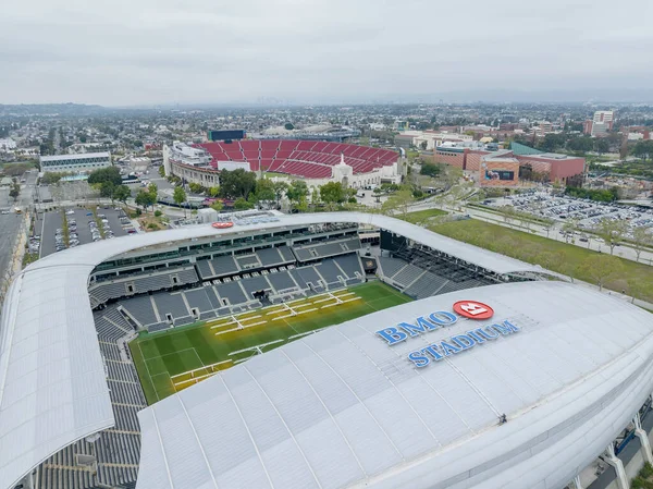 Bmo体育场是美国职业足球大联盟洛杉矶足球俱乐部和全美女子足球联赛天使城的所在地 — 图库照片