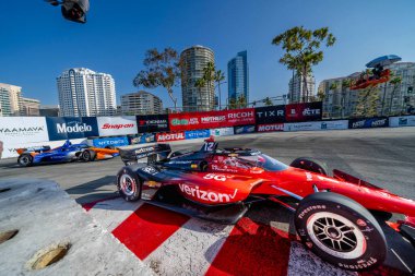 Toowoomba, Avustralya 'dan Will PowER (12) Long Beach' in Long Beach Caddeleri 'ndeki Acura Grand Prix antrenmanı sırasında 11. virajdan geçiyor..