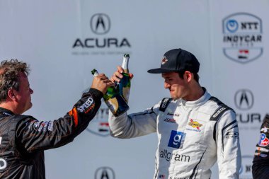 Long Beach sokakları, ABD 'nin Kaliforniya eyaletinin Long Beach kentindeki Acura Grand Prix' sine ev sahipliği yapmaktadır..  