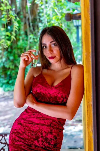Una Hermosa Modelo Latina Disfruta Día Spa Local México — Foto de Stock