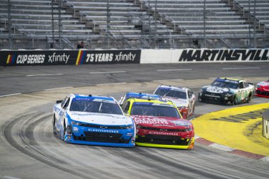 Austin Hill, Martinsville, VA, ABD 'de 250 kazmadan önce Call811.com için yarışıyor.