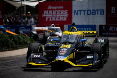 Valencia, Kaliforniya 'dan COLTON HERTA (26), Long Beach, CA, ABD' deki Long Beach 'in Acura Grand Prix' si sırasında yolda gidiyor..