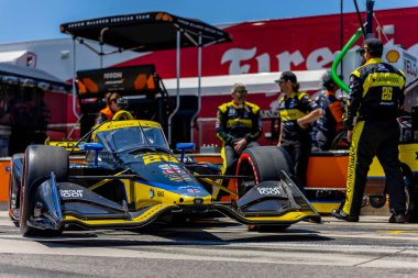 Valencia, Kaliforniya 'dan COLTON HERTA (26), Birmingham AL' daki Barber Motorsporları Parkı 'nda Alabama Indy Grand Prix çocukları için yarışmaya hazırlanıyor..