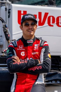 InDYCAR sürücüsü, Hedensted, Danimarka 'dan Christian LUNGAARD (45), Indianapolis' te Indianapolis Motor Yarış Pisti 'nde Indianapols 500 için antrenman yapmaya hazırlanıyor..  