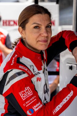 INDYCAR sürücüsü,\ 44i, Indianapolis, ABD 'deki Indianapolis Motor Yarış Pisti' nde Indianapols 500 için pratik yapmaya hazırlanıyor.  