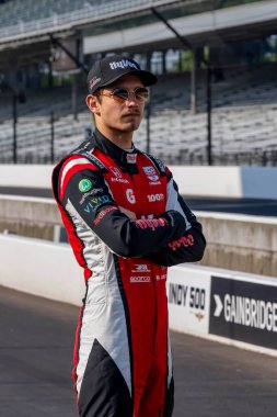 InDYCAR sürücüsü, Hedensted, Danimarka 'dan Christian LUNGAARD (45), Indianapolis' te Indianapolis Motor Yarış Pisti 'nde Indianapols 500 için antrenman yapmaya hazırlanıyor..  