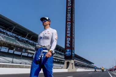 INDYCAR sürücüsü, GRAHAM RAHAL (15) New Albany, Ohio 'dan ve Rahal Letterman Lanigan Racing Honda takımı, Indianapolis' teki Indianapolis Motor Yarış Pisti 'ne katılmaya hazırlanıyor..  