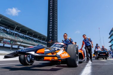 INDYCAR sürücüsü, Bassingham, İngiltere 'den Jack HARVEY (30) ve onun Rahal Letterman Lanigan Racing Honda takımı, Indianapolis' teki Indianapolis 500 'e katılmaya hazırlanıyor..  