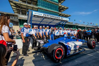INDYCAR sürücüsü, Barcelona, İspanya 'dan ALEX PALOU (10), Indianapolis 500 için Indianapolis Motor Speedway, IN, ABD.  