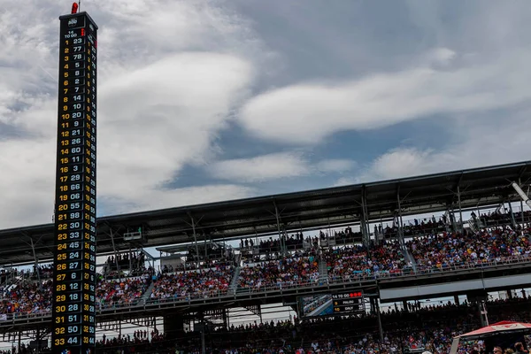 Болельщики Смотрят Гонки Время 500 Миль Индианаполиса Трассе Indianapolis Motor — стоковое фото