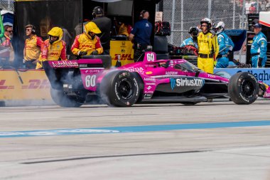 INDYCAR sürücüsü, Montorillon, Fransa 'dan SIMON PAGENAUD (60), Detroit, MI, ABD' deki Detroit Sokaklarında Chevrolet Detroit Grand Prix sırasında Meyer Shank Racing Honda 'sını hizmete soktu..  