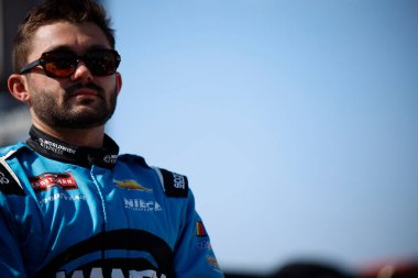 02 Haziran 2023 - St Louis, IL, ABD: BAYLEY CURREY St Louis, IL, ABD 'deki Toyota 200 elemelerine hazırlanıyor