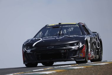 10 Haziran 2023 - Sonoma, CA, ABD: Toyota / Save Mart 350 için AJ Allmendinger uygulamaları Sonoma, CA, ABD