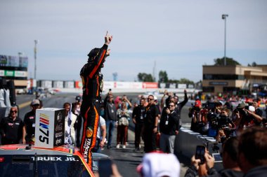 11 Haziran 2023 - Sonoma, CA, ABD: Martin Truex, Jr. Sonoma, CA, ABD 'de Toyota / Save Mart 350 kazandı