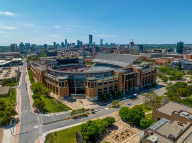 Teksas, Austin 'deki Darrell K Royal Memorial Stadyumu. Teksas Üniversitesi kampüsü..  