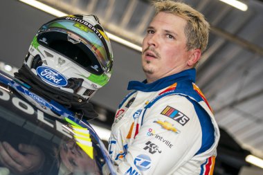 NASCAR sürücüsü Brennan Poole, Lübnan TN 'deki Nashville Superspeedway' deki Ally 400 için piste çıkıyor..