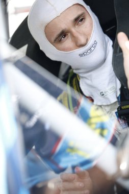 NASCAR Craftsman Truck Serisi sürücüsü, Lawless Alan Lübnan, TN, ABD 'de Rackley Roofing 200 için yarışıyor.