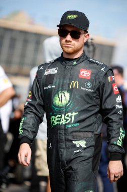 NASCAR Kupası sürücüsü Tyler Reddick (45), Hampton GA 'daki Atlanta Motor Yarış Pisti' ndeki Walmart 'taki Quaker State 400' e katılmaya hak kazandı..