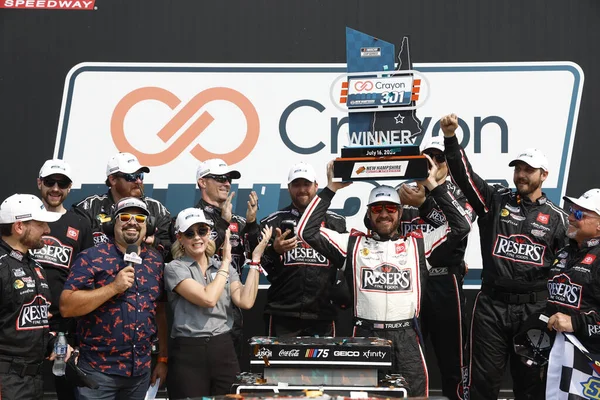 Nascar Cup Driver Martin Truex Wins Crayon 301 New Hampshire — Stock Photo, Image