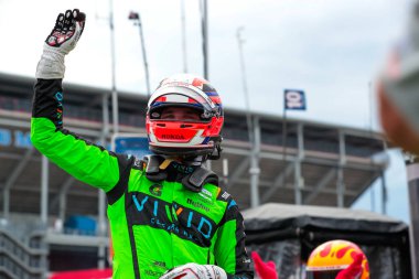 Hedensted, Danimarka 'dan Christian LUNGAARD (45) Toronto' da Honda Indy Toronto 'yu kazandıktan sonra zafer şeridini kutladı.  