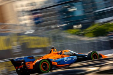 INDYCAR Serisi sürücüsü, FELIX ROSENQVIST (6), Nashville, TN, ABD 'deki Big Machine Music City Grand Prix' sine katılmaya hak kazanmıştır..