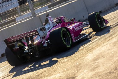 INDYCAR Serisi sürücüsü, Jüpiter, Florida 'dan KYLE KIRKWOOD (27), Nashville, TN, ABD' deki Büyük Makine Müzik Şehri Grand Prix 'ine katılmaya hak kazandı..
